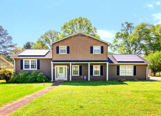 Property at 296 Ferndale Dr, Boiling Springs, SC 29316, 4 beds, 2.5 baths