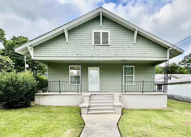 Property at 401 Elm St, Gaffney, SC 29340, 3 beds, 1 bath