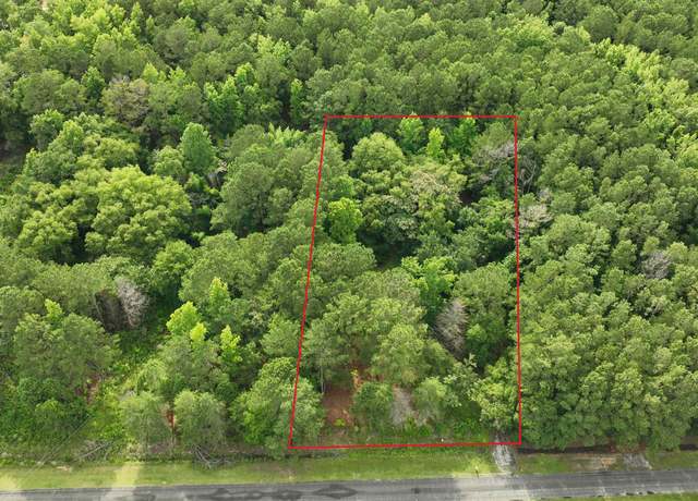 Property at 625 W Ralph Lane Rd, Timmonsville, SC 29161