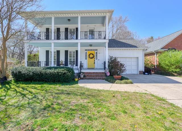 Property at 115 Country Club Ct, Spartanburg, SC 29302, 4 beds, 3.5 baths