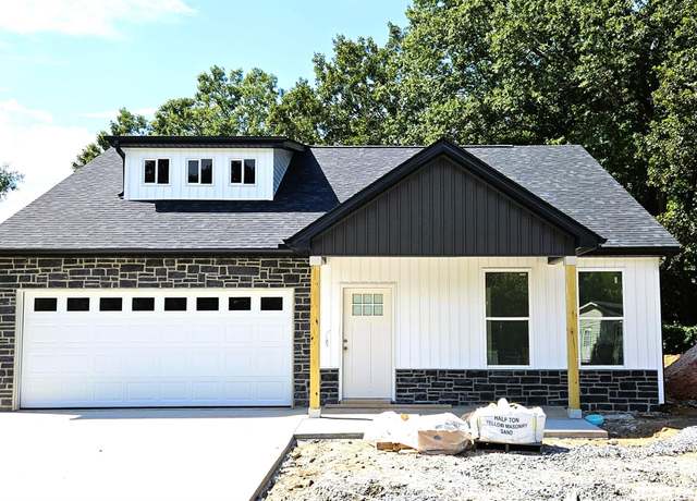 Property at 115 Oak Ave, Roebuck, SC 29376, 3 beds, 2 baths