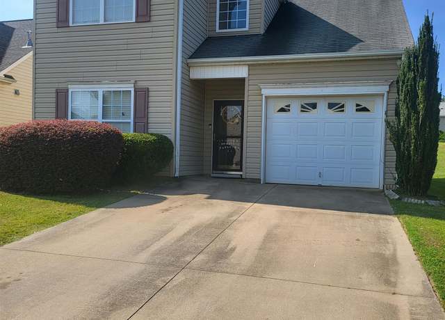 Property at 359 Edgemont Ave, Spartanburg, SC 29301, 3 beds, 2.5 baths