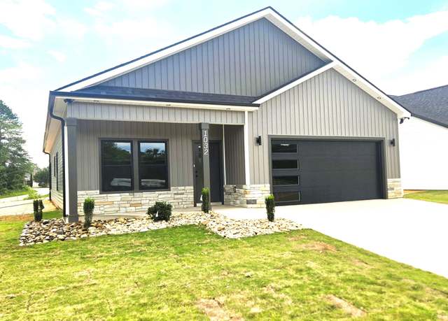 Property at 1032 S November Dr, Boiling Springs, SC 29316, 3 beds, 2 baths