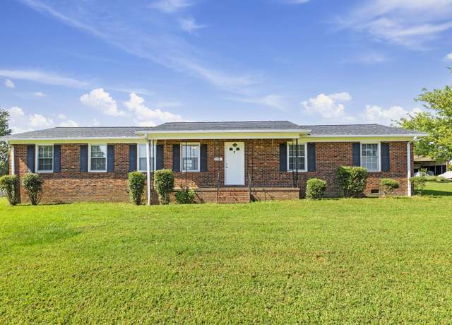 Property at 210 Saluda Rd, Moore, SC 29369, 3 beds, 2 baths