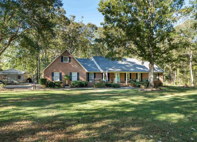 Property at 117 Whispering Pines Rd, Gaffney, SC 29341, 3 beds, 3 baths