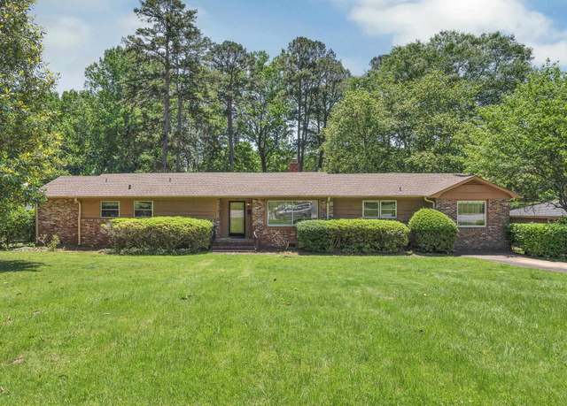 Property at 128 Hillbrook Dr, Spartanburg, SC 29307, 3 beds, 2 baths