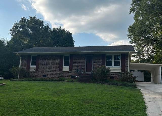 Property at 203 Carlton Dr, Spartanburg, SC 29302, 4 beds, 2.5 baths