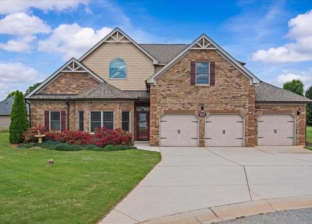 Property at 851 Largo Ct, Lyman, SC 29365, 4 beds, 3.5 baths