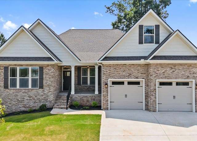 Property at 18 Double Crest Drive Dr, Taylors, SC 29687, 3 beds, 2.5 baths