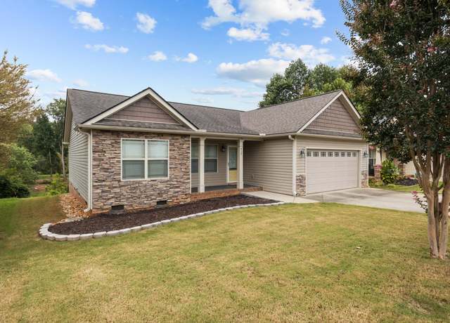 Property at 415 Split Oak Ln, Inman, SC 29349, 3 beds, 2 baths