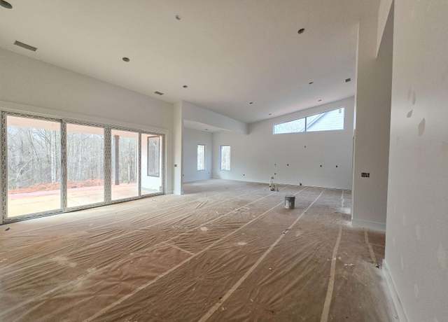Property at 749 New South Ct, Wellford, SC 29385, 3 beds, 2.5 baths