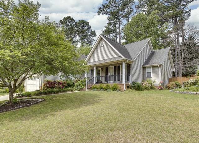Property at 10 E Fair Isle Dr, Simpsonville, SC 29681, 3 beds, 2 baths