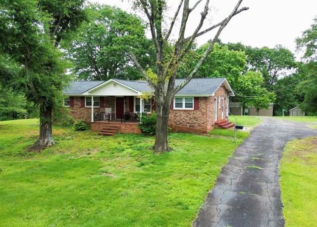 Property at 190 Dean Ave Ave, Inman, SC 29349, 3 beds, 2 baths