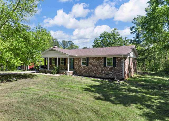 Property at 124 Wiley Rd, Greenwood, SC 29649, 4 beds, 2 baths