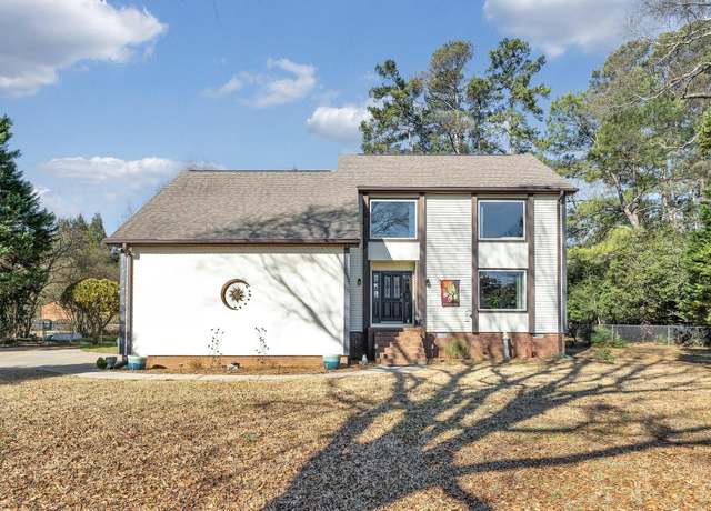 Property at 1114 Edisto Dr, Spartanburg, SC 29302, 4 beds, 2.5 baths