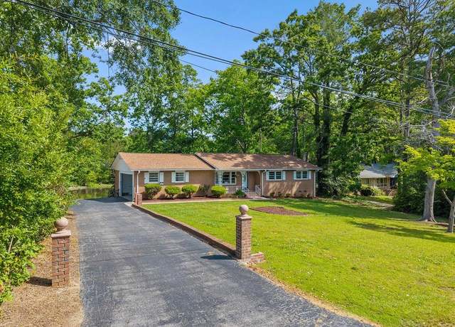 Property at 307 Pine Lake Ct, Spartanburg, SC 29301, 3 beds, 2 baths