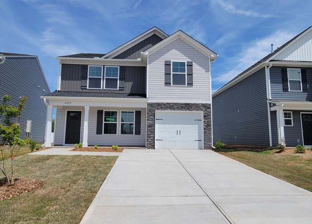 Property at 6027 Willutuck Dr, Boiling Springs, SC 29316, 3 beds, 2.5 baths