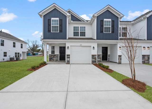 Property at 612 Curry Ct, Spartanburg, SC 29301, 3 beds, 2.5 baths