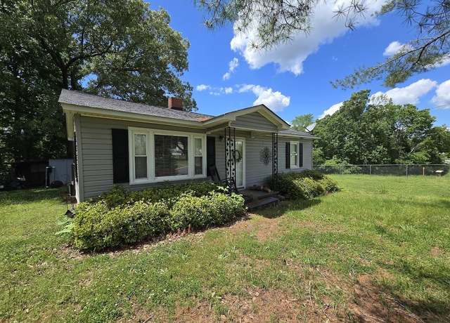 Property at 1704 Pacolet Hwy Hwy, Gaffney, SC 29340, 3 beds, 1 bath