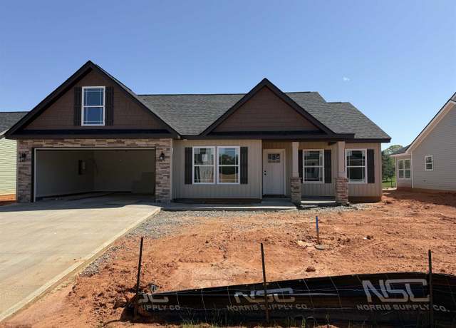Property at 520 Adventure Isla Way, Campobello, SC 29322, 3 beds, 2 baths