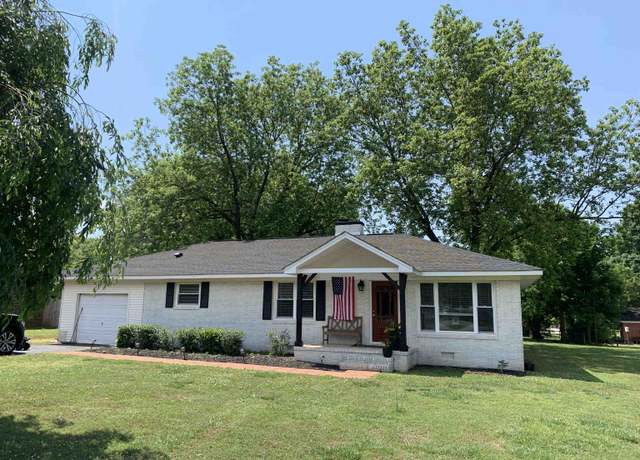 Property at 3 Clover St, Inman, SC 29349, 3 beds, 2 baths