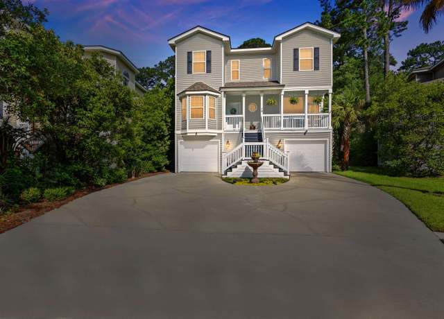Property at 16 Peregrine Dr, Hilton Head Island, SC 29926, 4 beds, 3.5 baths