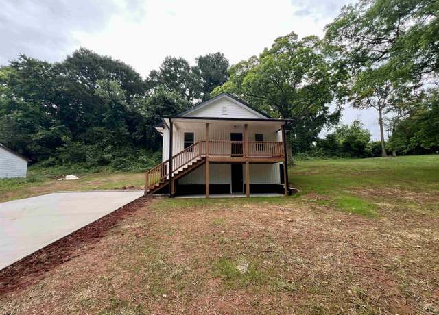 Property at 665 Old Whitney Rd, Spartanburg, SC 29303, 3 beds, 2 baths