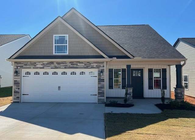 Property at 1117 Cleve Gosnell Ln, Spartanburg, SC 29303, 4 beds, 3 baths
