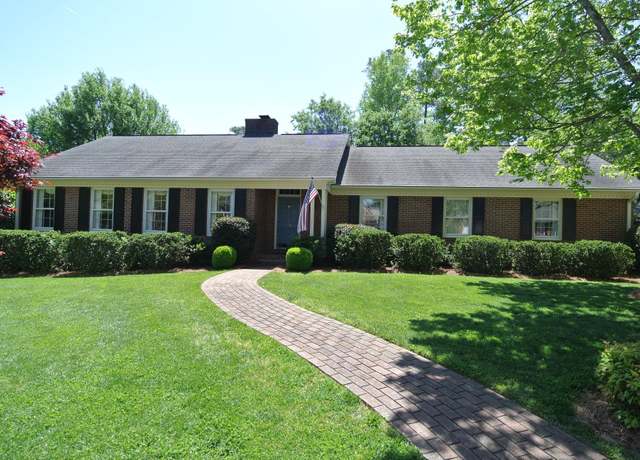 Property at 114 Gable Ct, Spartanburg, SC 29307, 3 beds, 2.5 baths