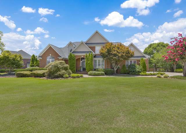 Property at 243 Heather Glen Dr, Boiling Springs, SC 29316, 5 beds, 3 baths