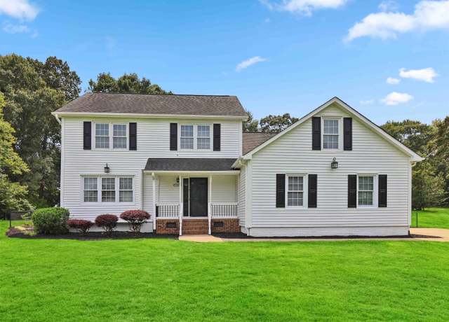 Property at 104 Shenandoah Dr, Spartanburg, SC 29301, 4 beds, 2.5 baths