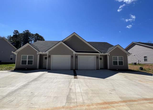 Property at 254 York St, Chesnee, SC 29323, 6 beds