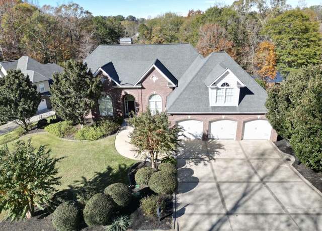Property at 135 Morning Lake Dr, Spartanburg, SC 29369, 6 beds, 4.5 baths