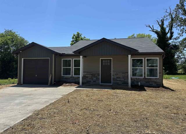 Property at 102 Palmetto St, Gaffney, SC 29340, 3 beds, 2 baths