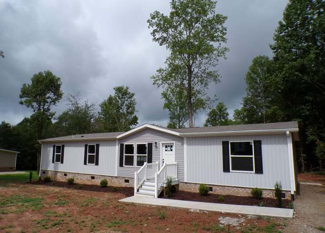 Property at 185 Hilltop Dr, Chesnee, SC 29323, 4 beds, 2 baths