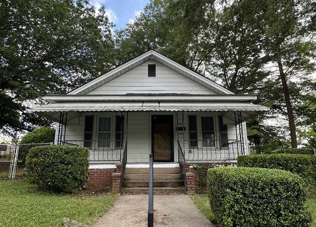 Property at 221 Mill St, Gaffney, SC 29341, 3 beds, 1 bath