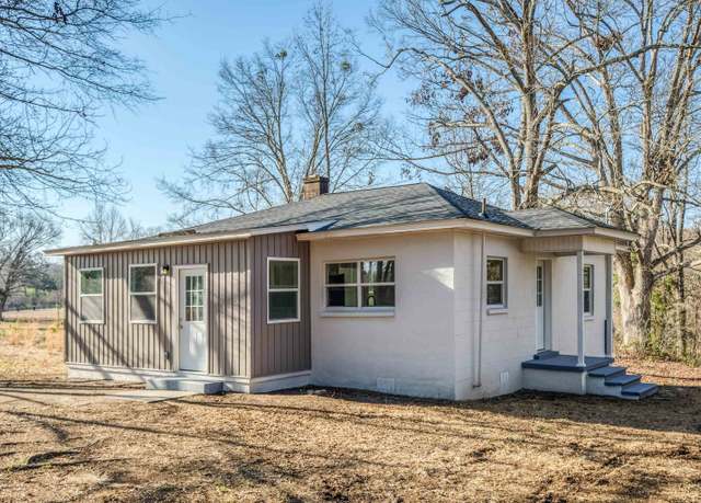 Property at 171 Maple St, Pacolet, SC 29372, 2 beds, 1 bath