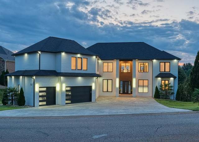 Property at 767 E Long Bay Drive Dr, Inman, SC 29349, 7 beds, 5.5 baths