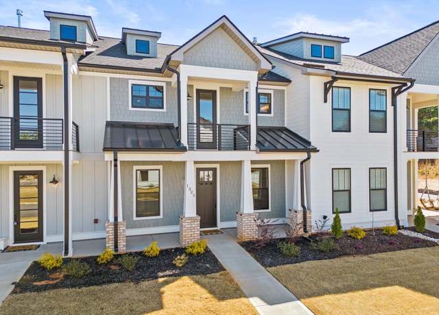 Property at 1325 S Pinot Rd, Duncan, SC 29334, 3 beds, 2.5 baths