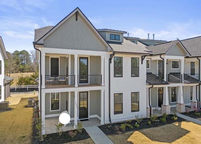 Property at 1200 N Pinot Rd, Duncan, SC 29334, 3 beds, 2.5 baths