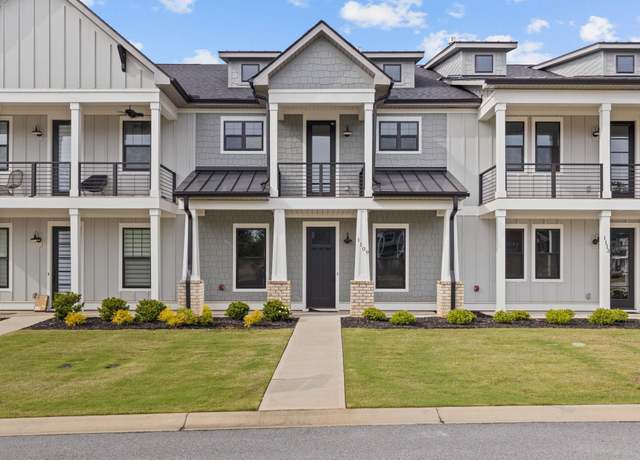 Property at 1109 Syrah Ln, Duncan, SC 29334, 3 beds, 2.5 baths