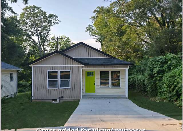 Property at 558 S Center St, Spartanburg, SC 29306, 3 beds, 2 baths