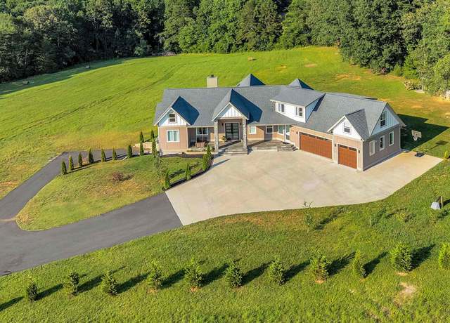 Property at 5655 Henderson Hill Rd, Chesnee, SC 29323, 5 beds, 3.5 baths