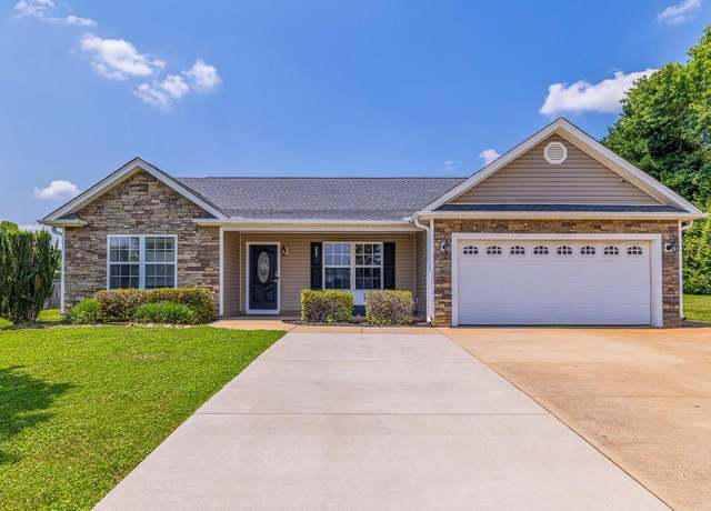 Property at 217 Legacy Dr, Inman, SC 29349, 4 beds, 2 baths
