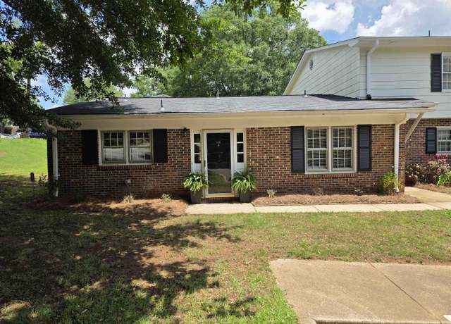 Property at 149 Fernridge Dr, Spartanburg, SC 29307, 2 beds, 2 baths