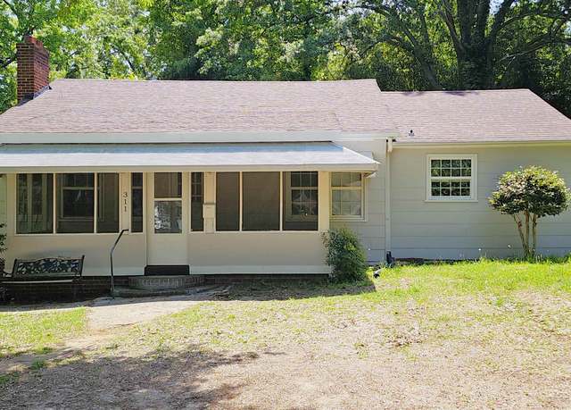 Property at 311 Hart St, Union, SC 29379, 3 beds, 2 baths