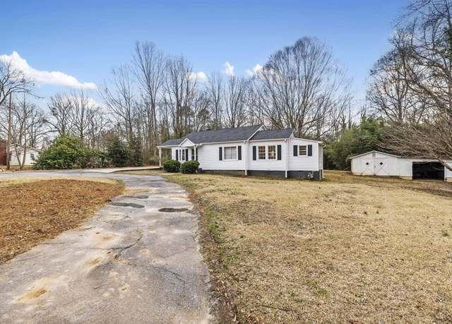 Property at 4730 S Pine St, Spartanburg, SC 29302, 2 beds, 1 bath