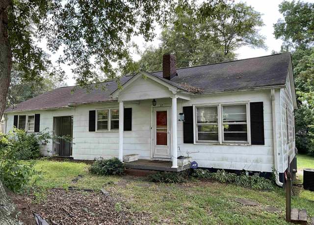 Property at 37 Bishop St, Inman, SC 29349, 2 beds, 2 baths