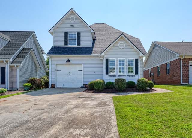Property at 15 Arbours West Ln, Moore, SC 29369, 3 beds, 2.5 baths