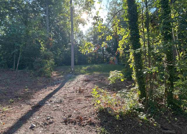 Property at 147 Lake Bowen Dr, Inman, SC 29349